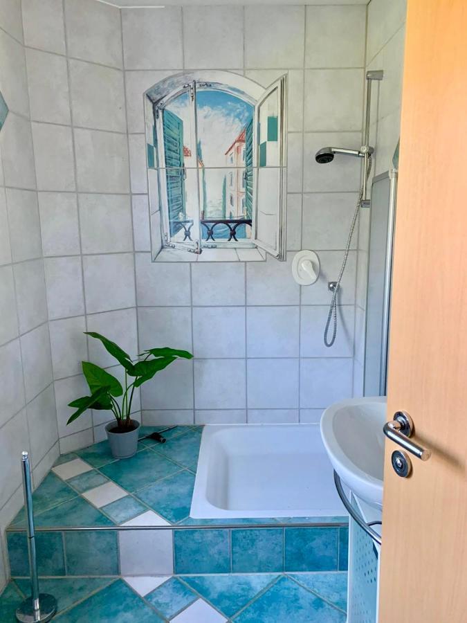 Ferienwohnung Haus Am See Ewighausen Buitenkant foto